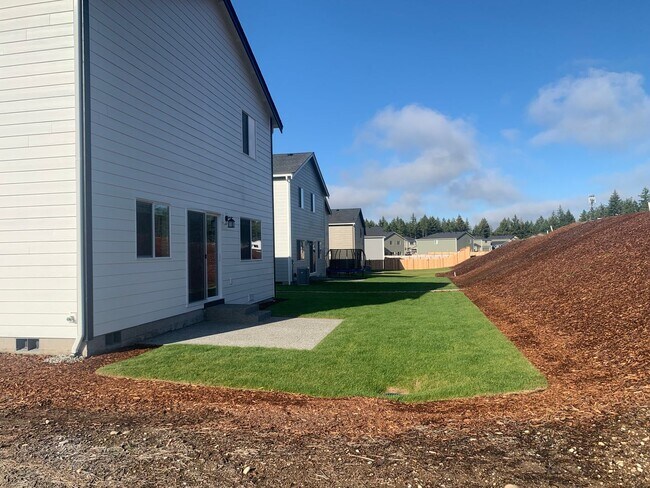 Foto del edificio - Brand new Lennar Home in Belfair