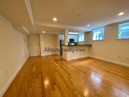 Photo - 3 Langdon St Apartment