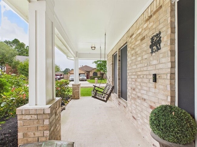 Foto del edificio - 27116 Monarch Woods Dr