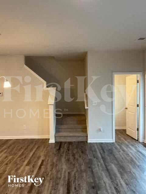 Building Photo - 2018 Cypress Village Dr NW