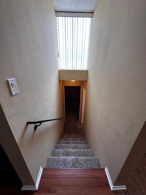 Foto del edificio - 1202 Mayflower Ave