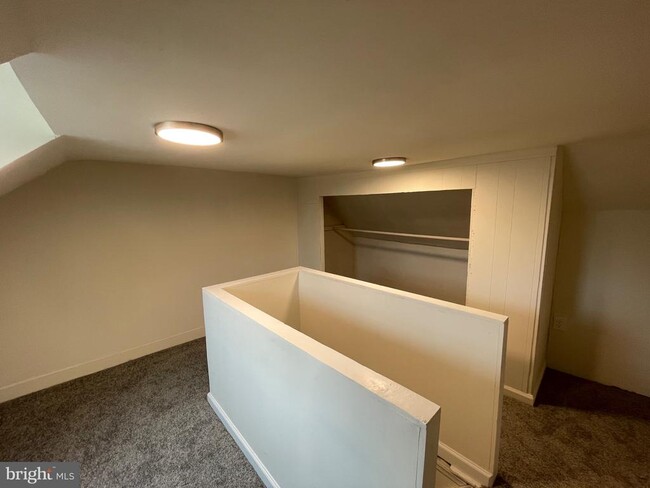 Foto del edificio - 310 Ridgeway St
