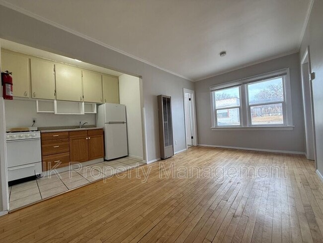 Building Photo - 1500 Smelter Ave