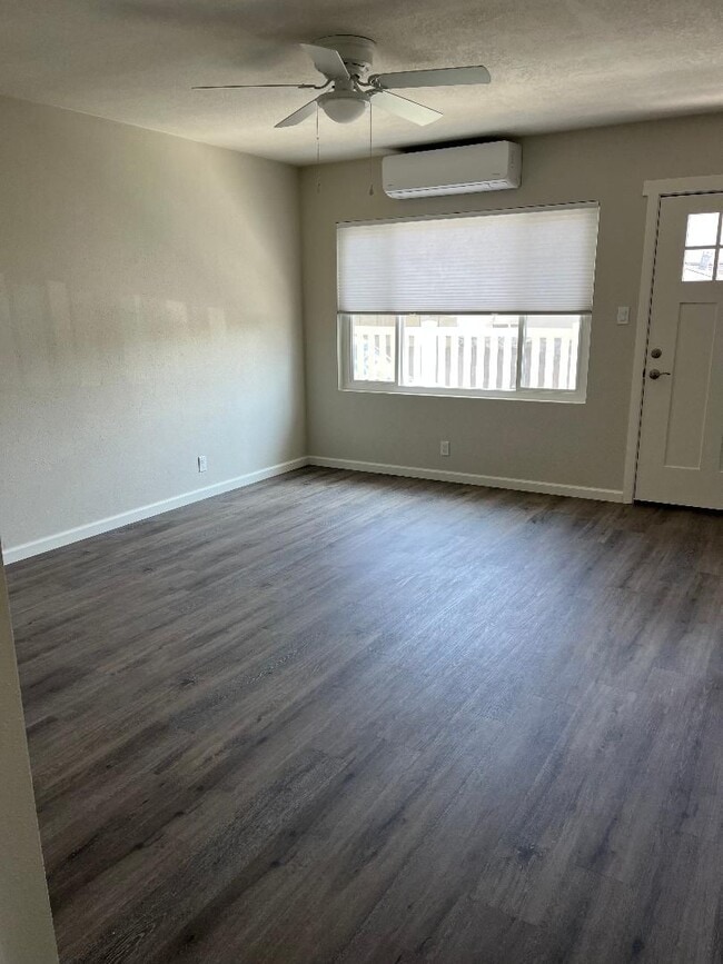 Building Photo - Remodeled 2 bedroom 1 bath in Tujunga