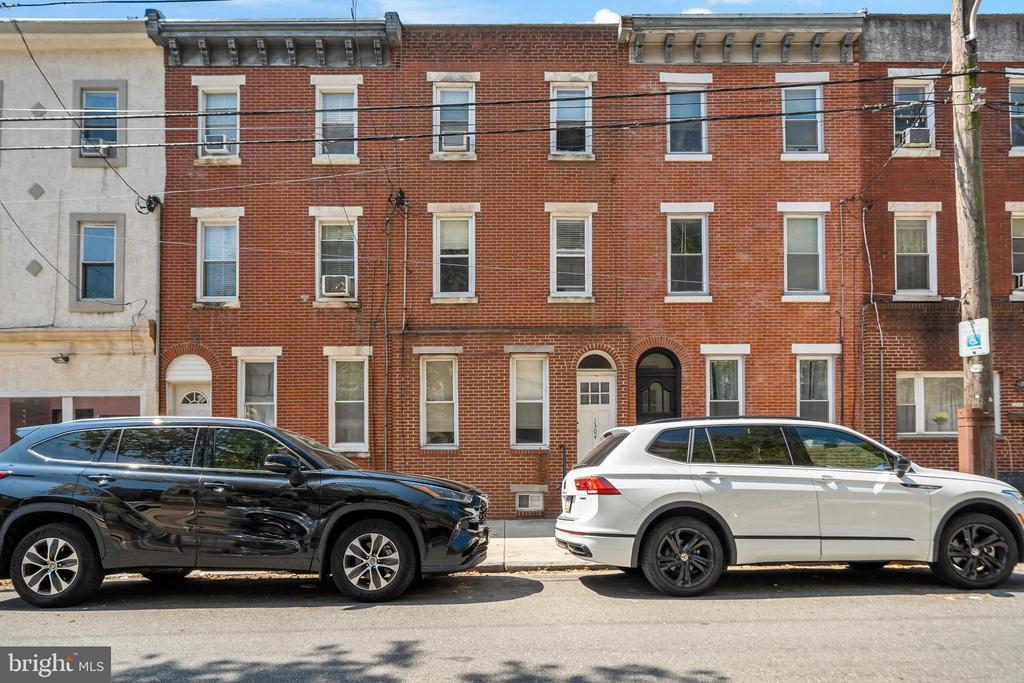 Primary Photo - 1304 Jackson St