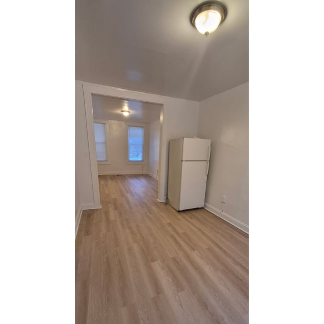 Foto del edificio - 4620 Pall Mall Rd