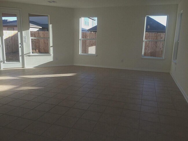 Foto del edificio - 21015 Blackstone Villa Ln