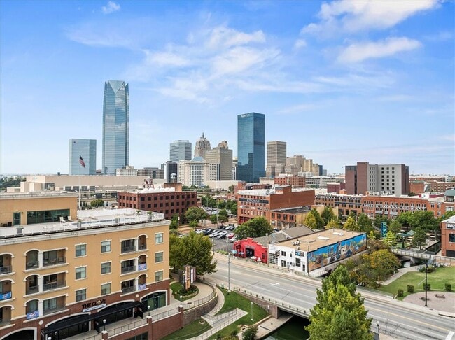 Building Photo - 200 S Oklahoma Ave