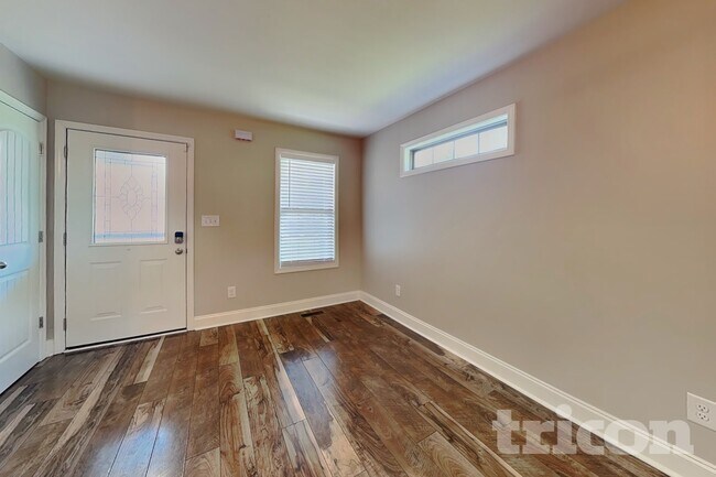Foto del edificio - 515 Magnolia Dr