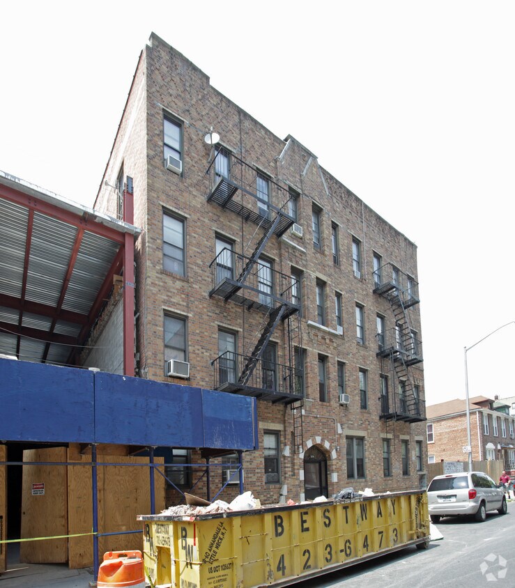 Primary Photo - 3074 Brighton 14th St
