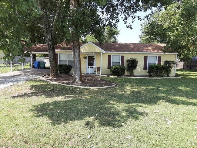 Building Photo - 3324 Dorothy Ln