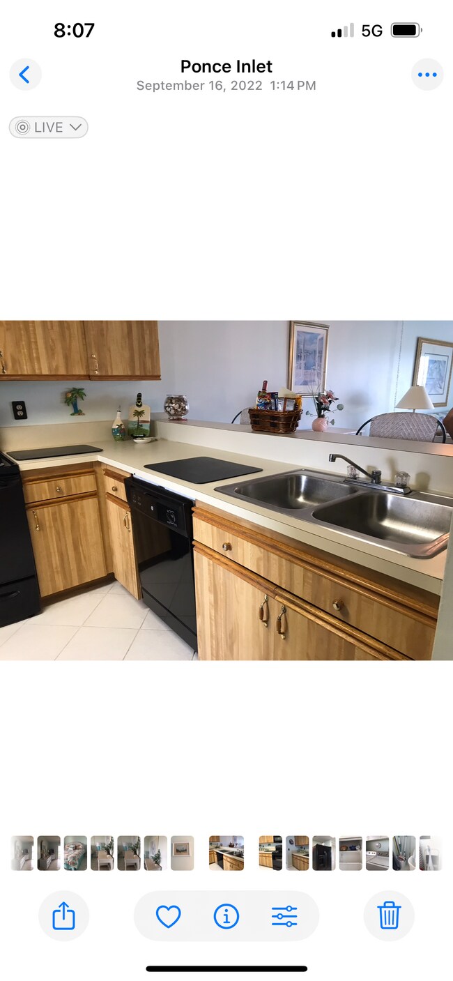 Kitchen - 30 Inlet Harbor Rd