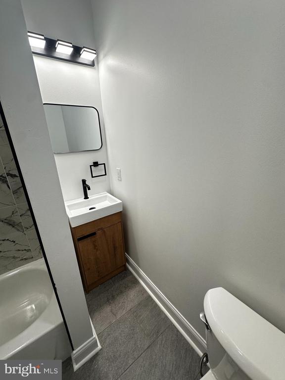 Foto del edificio - 1229 W Somerset St