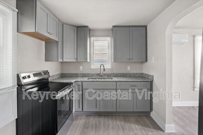 Foto del edificio - 9569 6th Bay St