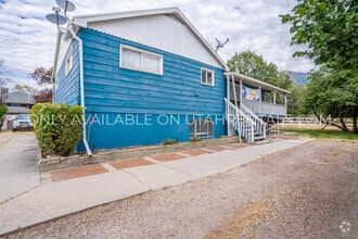 Building Photo - 37 S 100 E