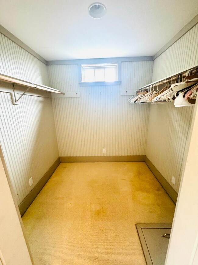 Foto del edificio - 1411 Native Sons Rd