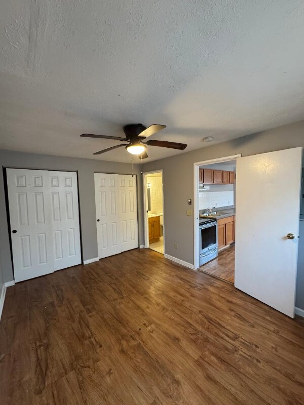 Foto del edificio - 2602 Chesterfield Ct