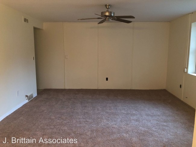 Building Photo - 2 br, 1 bath House - 1308 Christine Avenue
