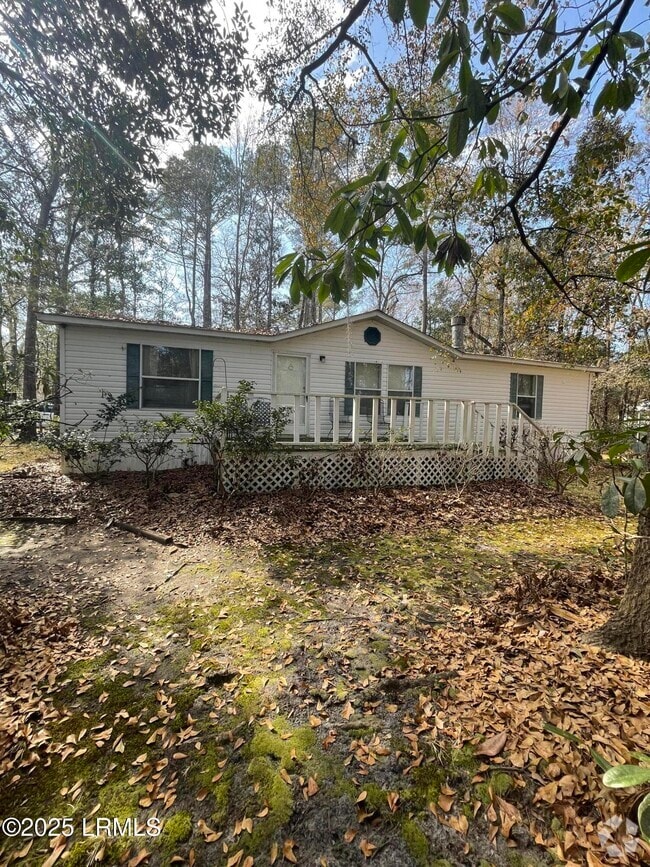 Building Photo - 1388 Trask Pkwy