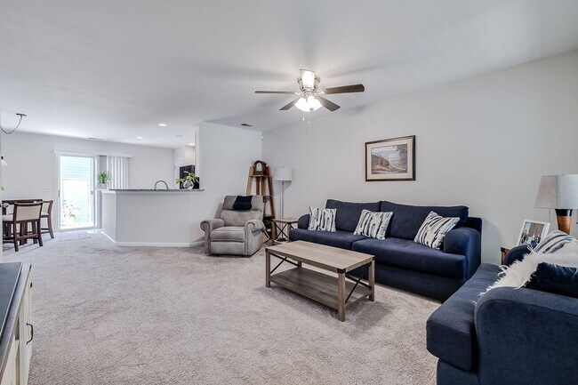 Foto del edificio - 321 Hitching Post Ln