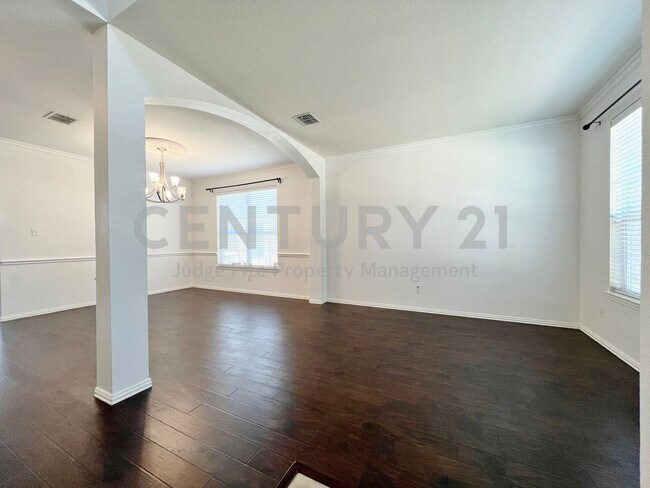 Foto del edificio - Fantastic 2-Story 5/3/2 in Fort Worth For ...