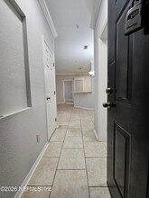 Building Photo - 13810 Sutton Park Dr N