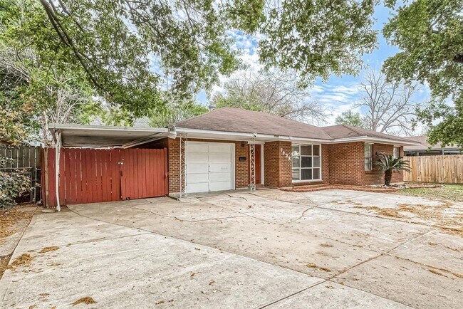 Foto del edificio - 7938 Hammerly Blvd