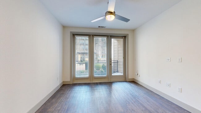 Interior Photo - Vitruvian West