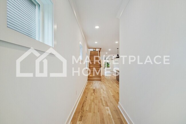 Foto del edificio - 1113 Leland Ave