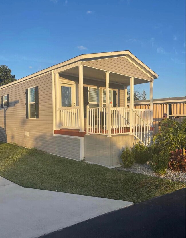 Foto del edificio - 199 Flamingo Ave