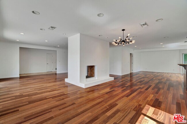 Foto del edificio - 3379 Canton Ln