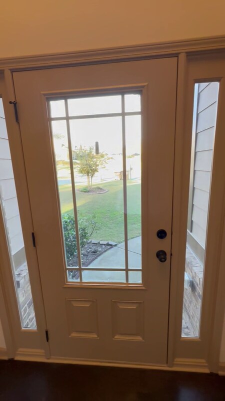 Foto del edificio - 4950 Belcrest Way