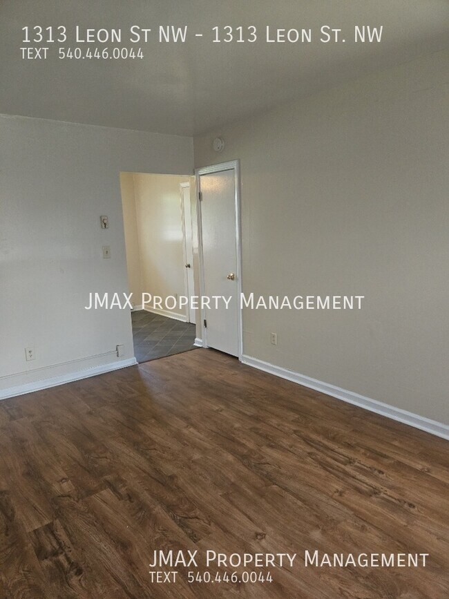 Foto del edificio - 1313 Leon St NW