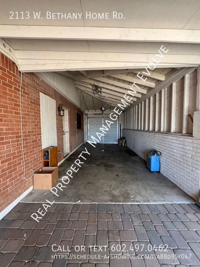 Building Photo - Come Take a Look!