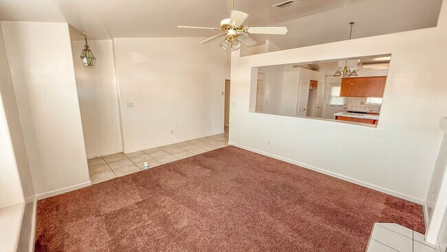Foto del edificio - 5311 Sunbird Ct