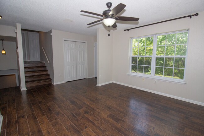 Foto del edificio - 103 Hickory Valley Rd