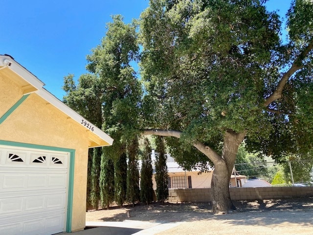 Building Photo - 39216 San Francisquito Canyon Rd