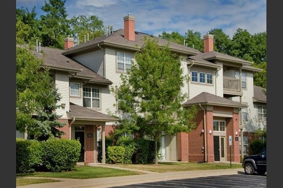 Primary Photo - 60 Woodlake Blvd
