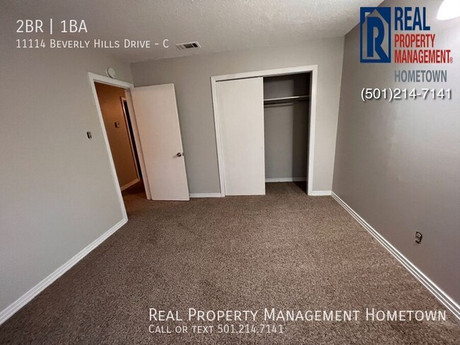 Building Photo - Beautiful 2-Bed 1-Bath Apartment in LR!