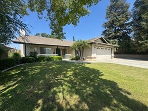 Building Photo - 2609 Violet Ct