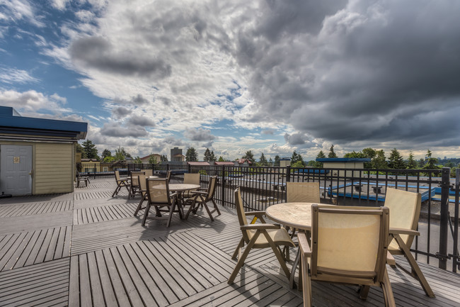 Terraza en la azotea - Guinevere Apartment Homes