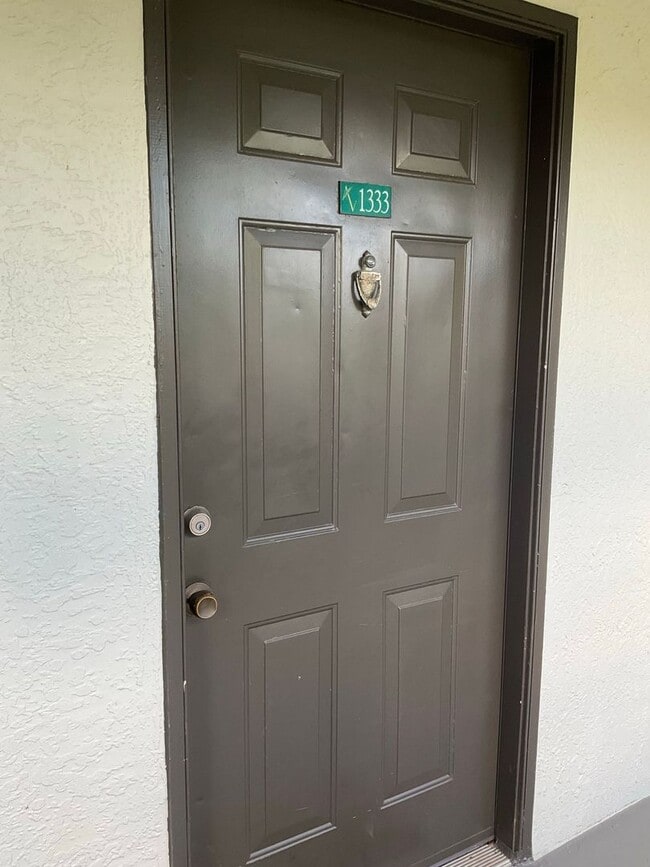 Foto del edificio - Available now!  Gated Community in Hunters Creek, Audubon Villas!