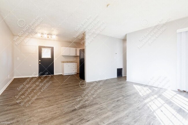 Building Photo - 3 br, 1.5 bath House - 4575 Ryan Rd