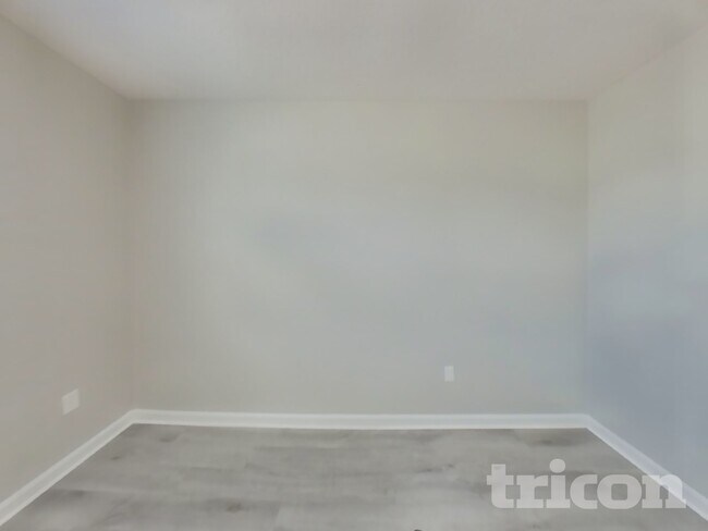 Foto del edificio - 77009 Birdseye Ct