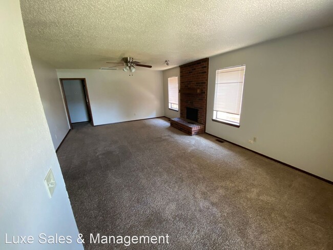 Building Photo - 3 br, 2 bath House - 7208 Kings Manor Court