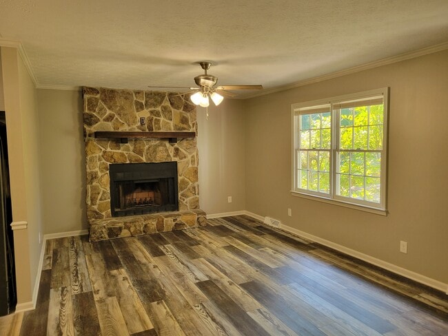 Fireplace - 18 Brown Dr SW