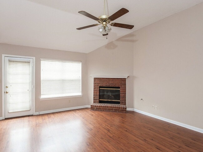 Building Photo - 1030 Jessica Lauren Dr