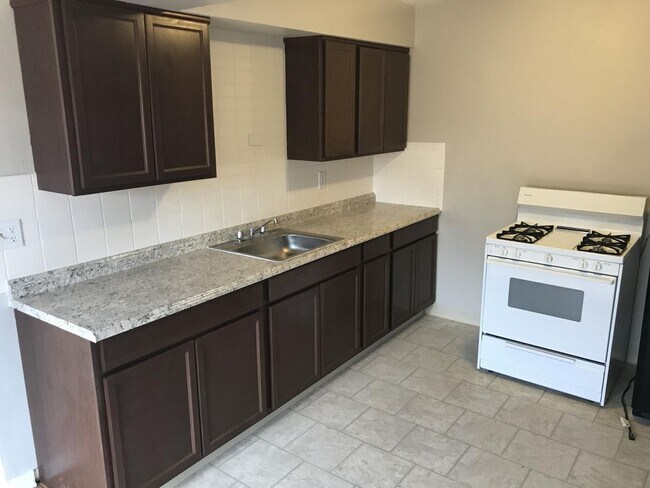 Foto del edificio - 4160 Ridge Rd