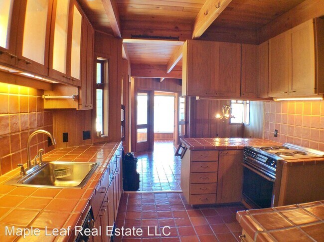 Foto del edificio - 2 br, 1.5 bath House - 10 E Roanoke St Slip 6