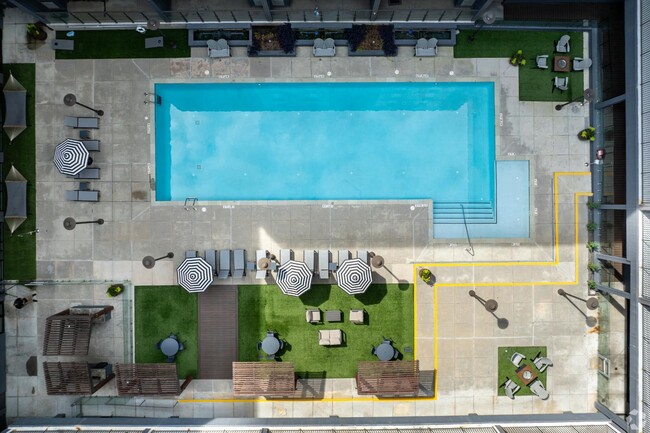 Photo - 935M by ARIUM Apartments